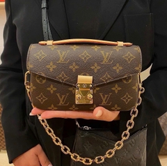 Lv Metis eastwest mono