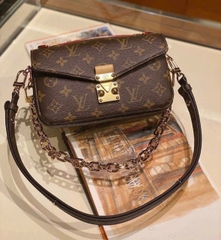 Lv Metis eastwest mono