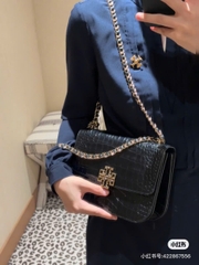 Túi xách Tory britten shoulder đen da croc