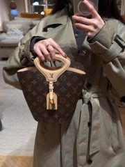 Túi xách Louis Vuitton Rivage