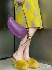Túi đeo vai Burberry