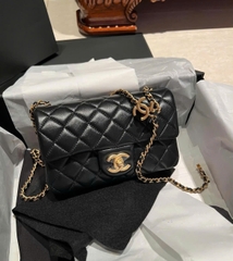 Túi đeo chéo Chanel MINI 8