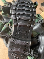 Ghệt cao cổ sĩ quan