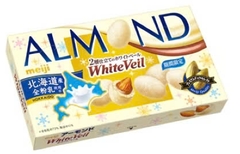 Socola trắng bọc hạnh nhân Meiji Almond White Veil 59g