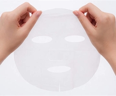 Mặt nạ dưỡng ẩm se khít lỗ chân lông chiết xuất rượu Sake Kose Clear Turn 7 miếng