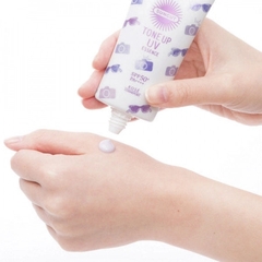 Kem Chống Nắng Nâng Tone Kose Suncut Nhật Bản Bảo Vệ Da Khỏi Tia UV, Bụi Mịn SPF50+ PA++++ 80G