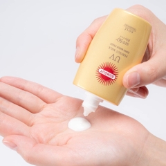 Chống Nắng Dạng Sữa Kose Suncut UV Milk Super Water Proof SPF 50+/PA++++ 60g