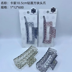 Kẹp tóc vuông mặt kim cương, kích thước 10.5 cm, đóng thẻ.