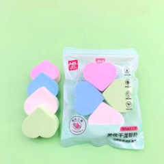 4 miếng bông phấn hình trái tim