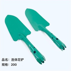Xẻng trồng cây.