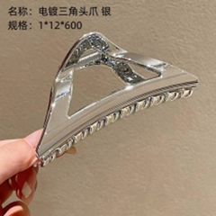 kẹp vuốt  tam giác mạ điện màu bạc