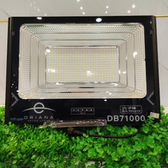 Đèn pha năng lượng mặt trời ORIANA 50W, công suất thực