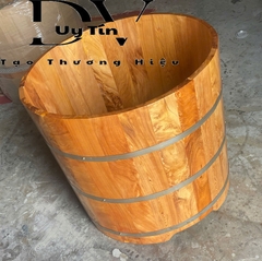 Bồn Tắm Đứng Bằng Gỗ Pơ Mu