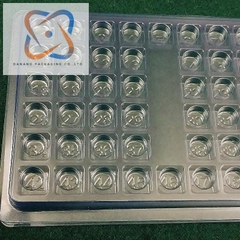 Khay 200 khoang H1 – 0.300mm X 0.275mmX 0.16mm