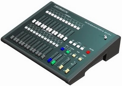 Bàn điều khiển ánh sáng Scenemaster 12/24