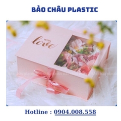 Hộp đựng quà chữ Love