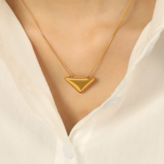 Bella Necklace