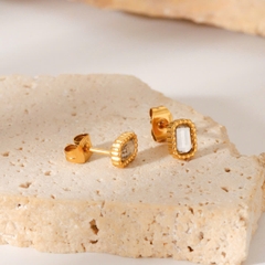 Victoria Studs