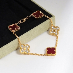 Clover Bracelet - Red Crystals