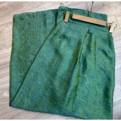 Áo dài màu tímsuông 4 tà vải tằm nha xá cao cấp - Áo Dài Linh Đan