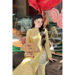 Áo dài suông lụa tằm nha xá cao cấp màu vàng thiết kế sang trọng - Áo Dài Linh Đan
