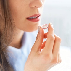 Kẹo ngậm Halls hương dâu kem - 80 viên