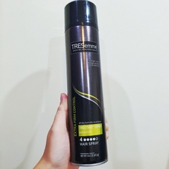 Keo xịt giữ nếp tóc Tresemme ExtraHold 4 -413gram