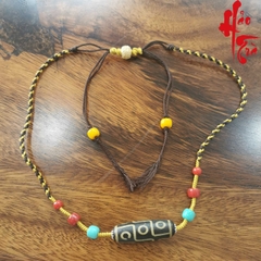 Vòng Cổ Đá Yi 9 Mắt Lớn Potala Tây Tạng - DZI06