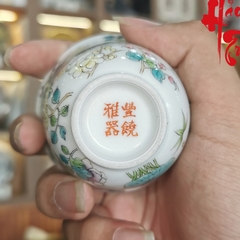 Chén Sứ Cảnh Đức Vẽ Tay Hoa & Bướm - TA24 - 80ml