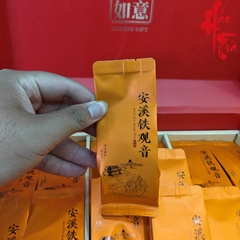 Ô Long Nồng Hương Thiết Quan Âm Vạn Sự Như Ý (Nồng Hương) - Hộp quà 26 gói
