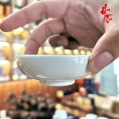 Tách Sứ Cảnh Đức Vẽ Tay - Chim Xanh