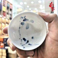 Tách Sứ Cảnh Đức Vẽ Tay - Hoa Lan - Dáng Tròn