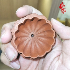 Ấm tử sa Cúc Biện Cư Sĩ, Hồng Nê, 260cc