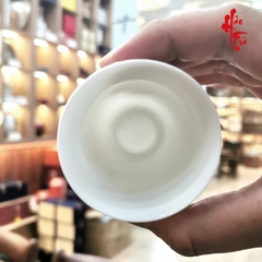 Tách Trà Trắng Sứ Cảnh Đức Chữ Viết Tay - Hảo Trà 40ml