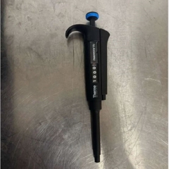 Pipette đơn kênh cơ học Thermo Scientific Finnpipette F2 100-1000 uL – Pipet phòng thí nghiệm bền bỉ