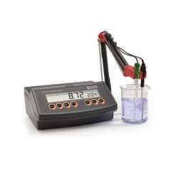 Máy đo pH/Nhiệt Độ Hanna HI2211-02