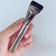 Cọ dàn kem nền ( no brand)