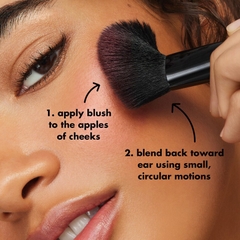 Cọ má hồng ELF Angled Blush Brush