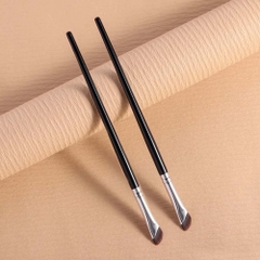 Cọ vát liềm kẻ eyliner/ eyebrow
