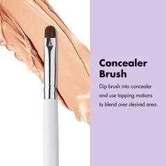 Cọ che khuyết điểm ELF Concealer Brush ( trắng )