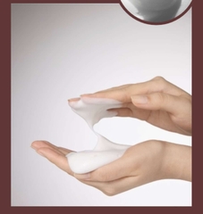 Sữa rửa mặt INNISFREE Volcanic BHA Pore Cleansing Foam 150g