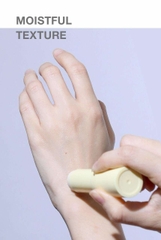 [ 1 thỏi ] Thanh Dưỡng Đa Năng Keo Ong CNP Laboratory Propolis Multi Ampule Balm 7g
