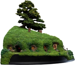 WETA Workshop Limited Edition Polystone - The Lord of the Rings - Environment - Bag End on the Hill (Limited Edition)