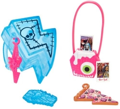 Mattel - Monster High Frankie Stein Doll (Large Item, Collectible, Doll)