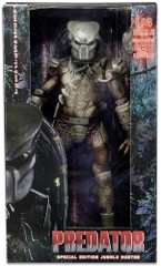 NECA - Predator - Jungle Hunter 1/4 Scale Action Figure (Large Item, Action Figure, Collectible)