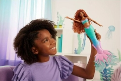 Mattel - Disney The Little Mermaid Sing & Dream Ariel Mermaid Doll (Large Item, Doll)