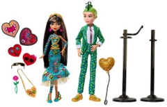 Mattel - Monster High Howliday Love Edition with Cleo De Nile and Deuce Gorgon (Ships in Own Container, Large Item, Doll)