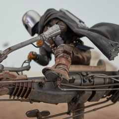 Diamond Select Toys Llc - Sw Mandalorian Premier Coll Din Djarin withSpeeder Bike Statue (Large Item, Statue, Collectible)