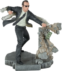 Diamond Select - The Matrix - Gallery Agent Smith PVC Statue (Large Item, Vinyl Figure, Collectible)