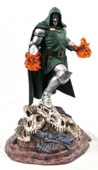 Diamond Select - Marvel Gallery - Doctor Doom PVC Statue (Large Item, Vinyl Figure, Collectible)